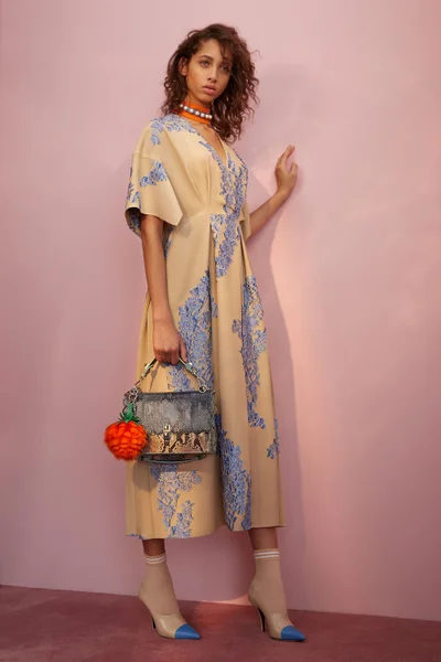Look 24